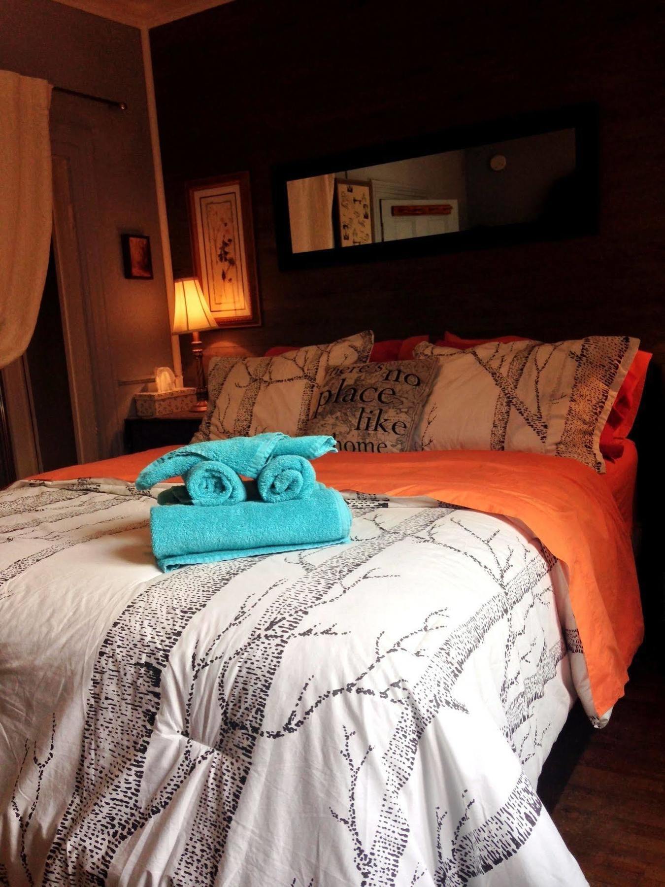 Gite Le St-Christophe Montreal Bagian luar foto
